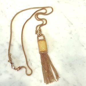 Long gold necklace. In great condition❤️